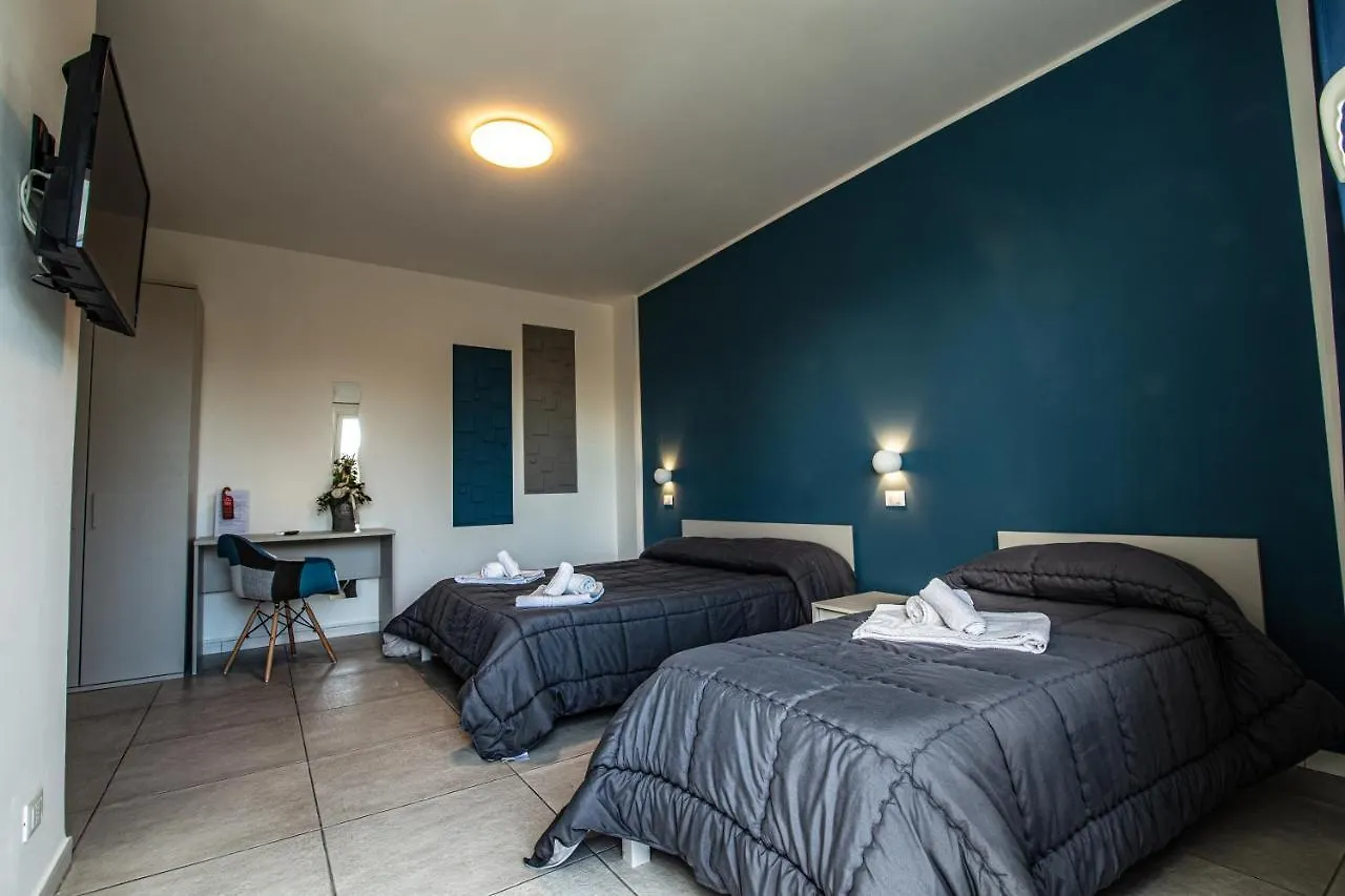 Piano Monaco Hotel Carini